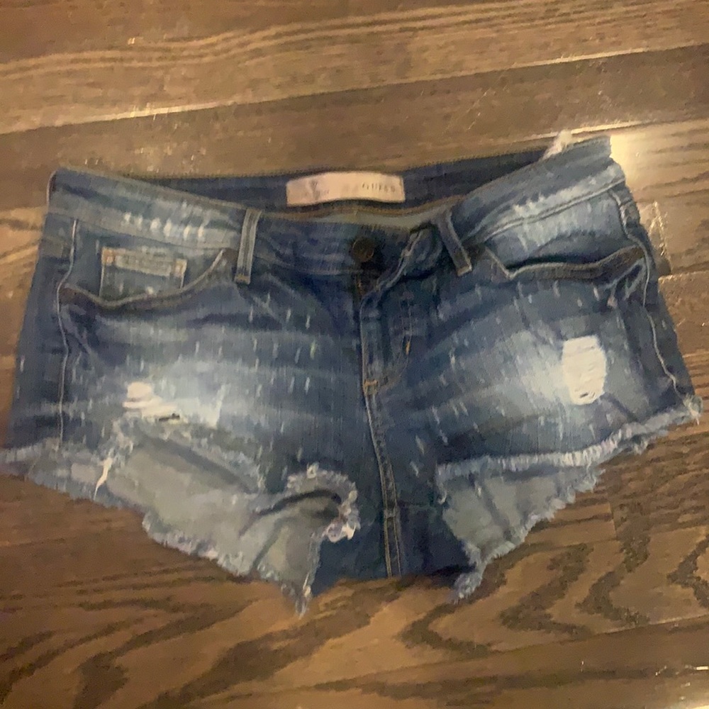 Guess denim shorts size 28